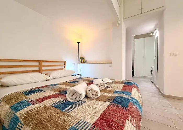 Life In Monteverde, Romantic For 2
